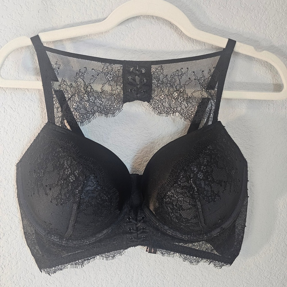 Victoria's Secret Very Sexy 36d black lace whimsy goth pushup dark vampire